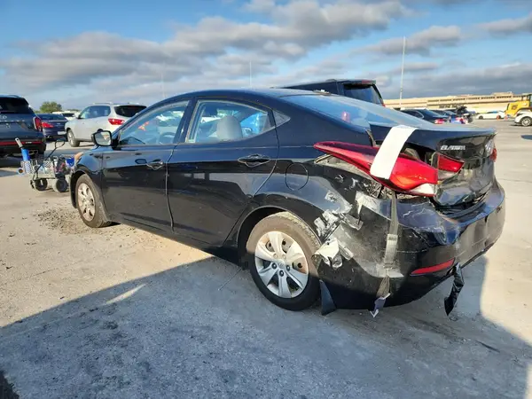 5NPDH4AE6GH752648 2016 HYUNDAI ELANTRA - Image 2