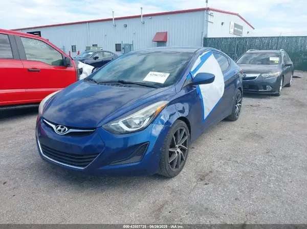 5NPDH4AE6GH752777 2016 HYUNDAI ELANTRA - Image 2