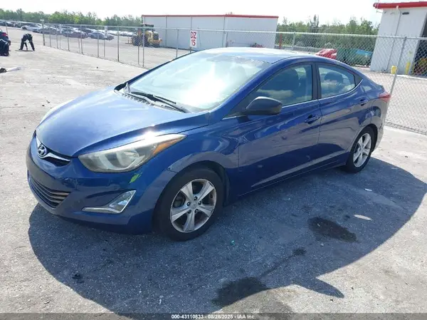5NPDH4AE6GH753668 2016 HYUNDAI ELANTRA - Image 2