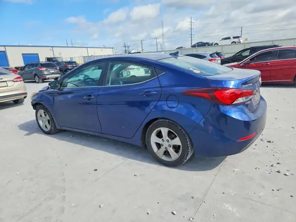 5NPDH4AE6GH753895 2016 HYUNDAI ELANTRA - Image 2