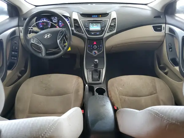 5NPDH4AE6GH755629 2016 HYUNDAI ELANTRA - Image 8