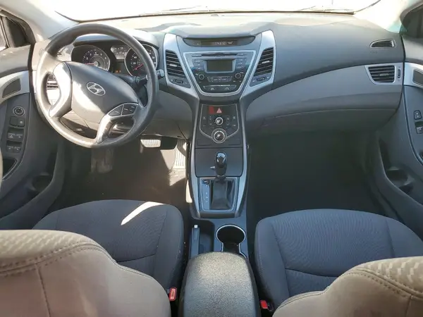 5NPDH4AE6GH755758 2016 HYUNDAI ELANTRA - Image 8