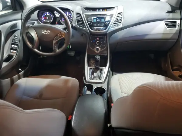 5NPDH4AE6GH755761 2016 HYUNDAI ELANTRA - Image 8