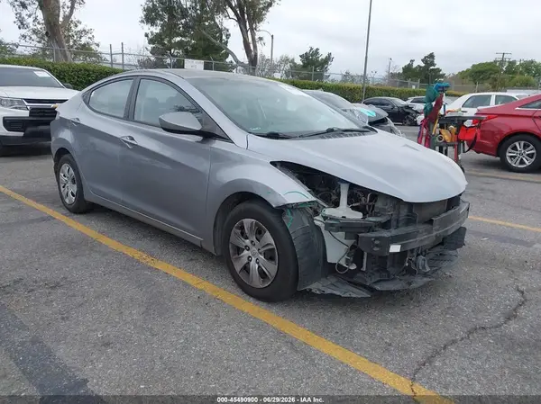 5NPDH4AE6GH755873 2016 HYUNDAI ELANTRA - Image 1