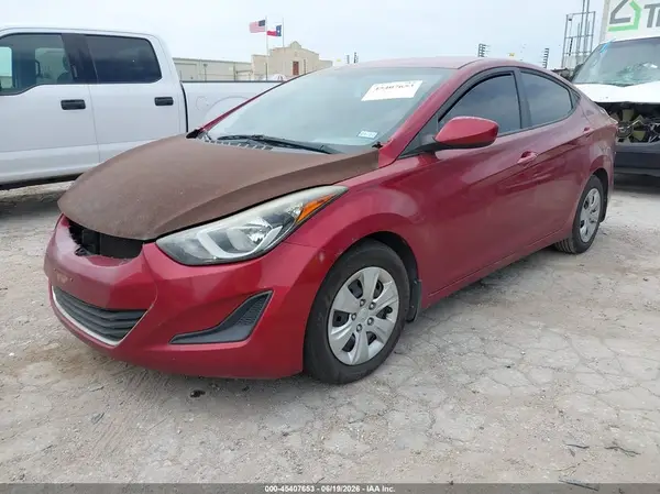 5NPDH4AE6GH756408 2016 HYUNDAI ELANTRA - Image 2