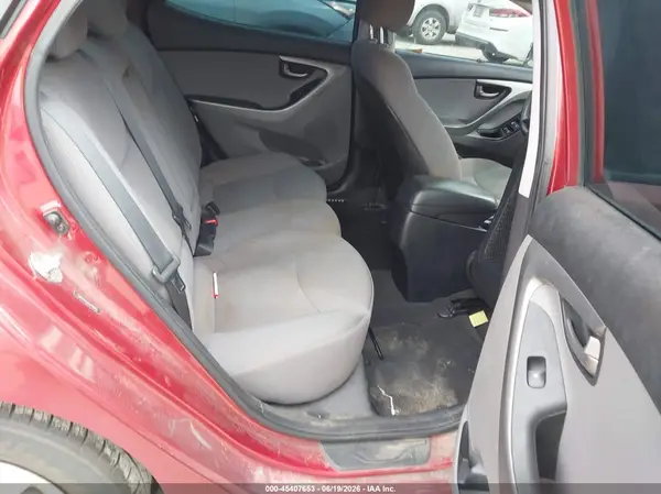 5NPDH4AE6GH756408 2016 HYUNDAI ELANTRA - Image 8