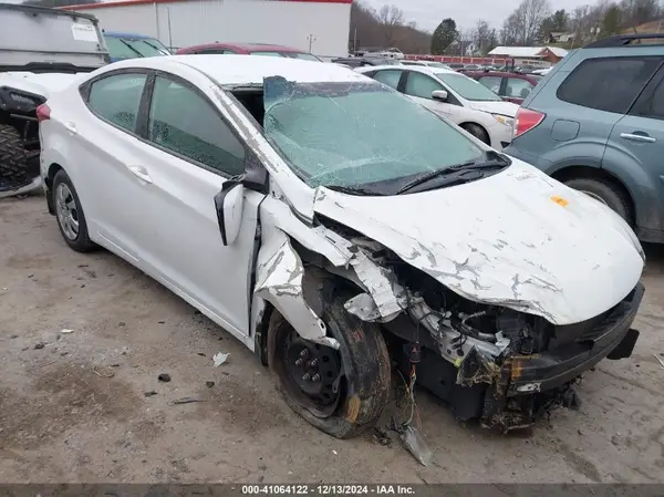 5NPDH4AE6GH757106 2016 HYUNDAI ELANTRA - Image 1