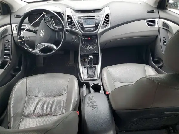 5NPDH4AE6GH757896 2016 HYUNDAI ELANTRA - Image 8