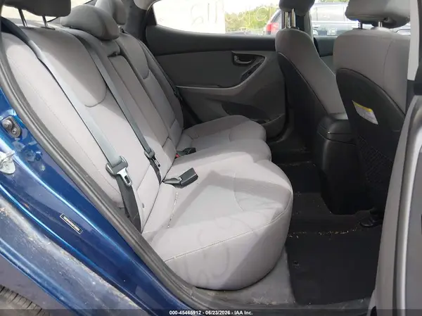 5NPDH4AE6GH758868 2016 HYUNDAI ELANTRA - Image 8