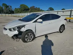 5NPDH4AE6GH758885 2016 HYUNDAI ELANTRA