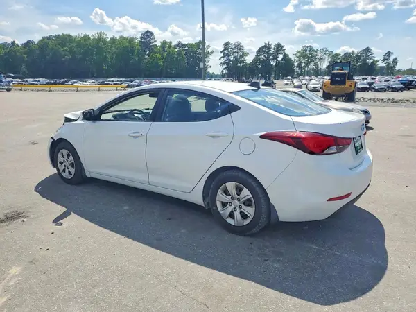 5NPDH4AE6GH759924 2016 HYUNDAI ELANTRA - Image 2