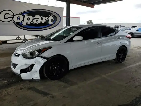 5NPDH4AE6GH761768 2016 HYUNDAI ELANTRA - Image 1