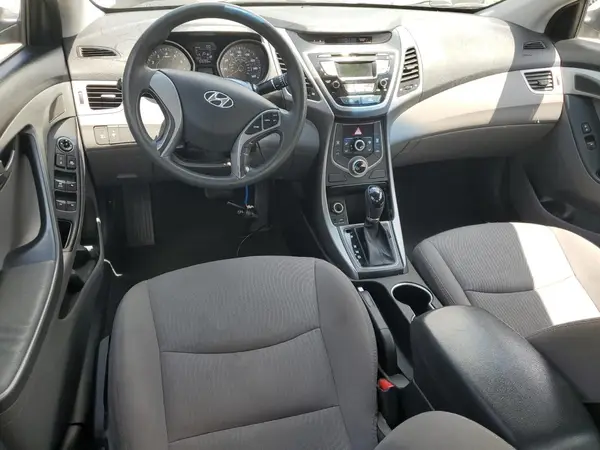 5NPDH4AE6GH763956 2016 HYUNDAI ELANTRA - Image 8