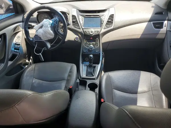 5NPDH4AE6GH764170 2016 HYUNDAI ELANTRA - Image 8