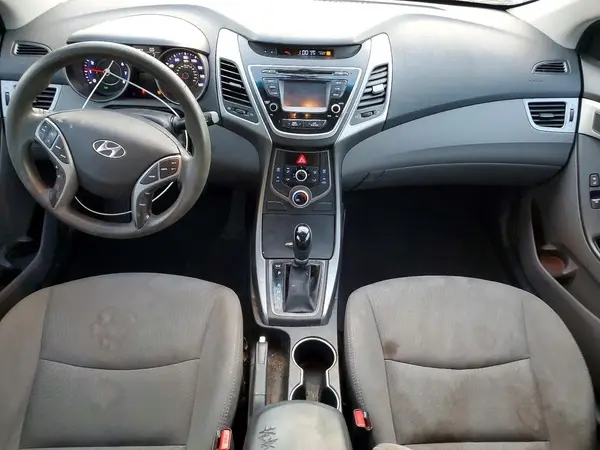 5NPDH4AE6GH768154 2016 HYUNDAI ELANTRA - Image 8