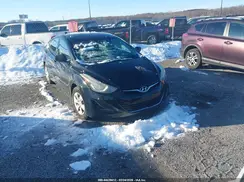 5NPDH4AE6GH768977 2016 HYUNDAI ELANTRA