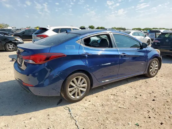5NPDH4AE6GH769675 2016 HYUNDAI ELANTRA - Image 2