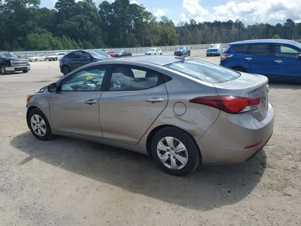 5NPDH4AE6GH771247 2016 HYUNDAI ELANTRA - Image 2