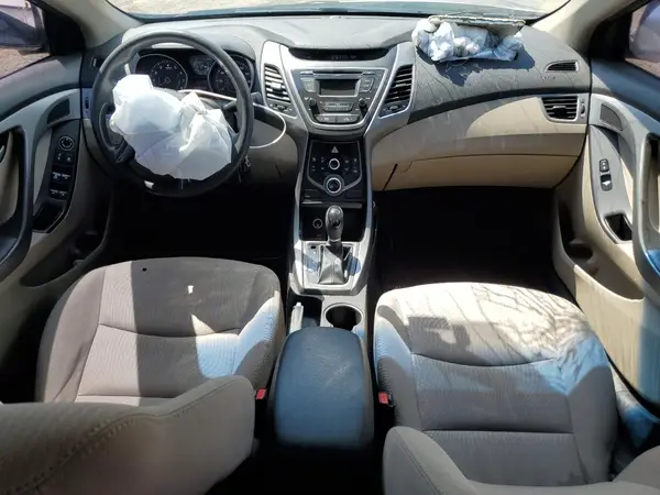 5NPDH4AE6GH776982 2016 HYUNDAI ELANTRA - Image 8