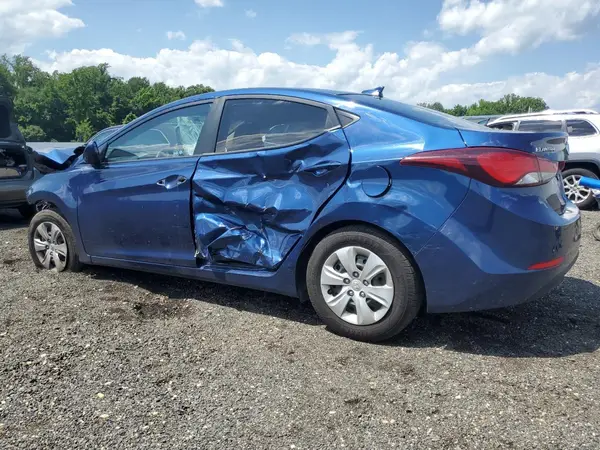 5NPDH4AE6GH781888 2016 HYUNDAI ELANTRA - Image 2
