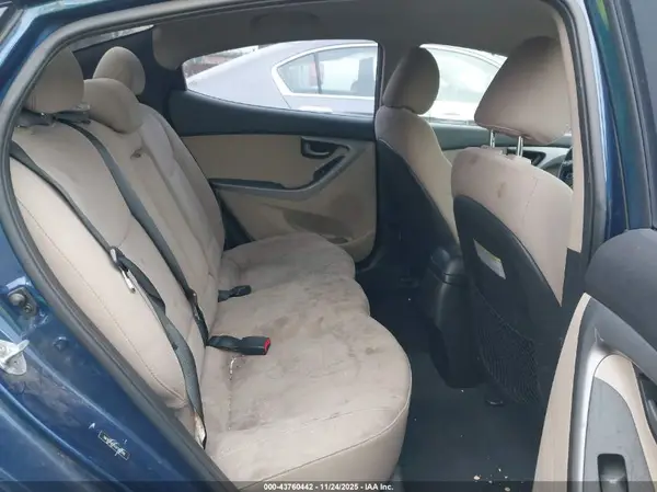 5NPDH4AE6GH783348 2016 HYUNDAI ELANTRA - Image 8