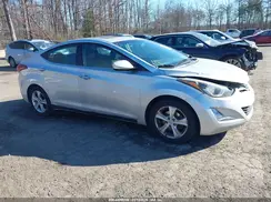 5NPDH4AE6GH783592 2016 HYUNDAI ELANTRA