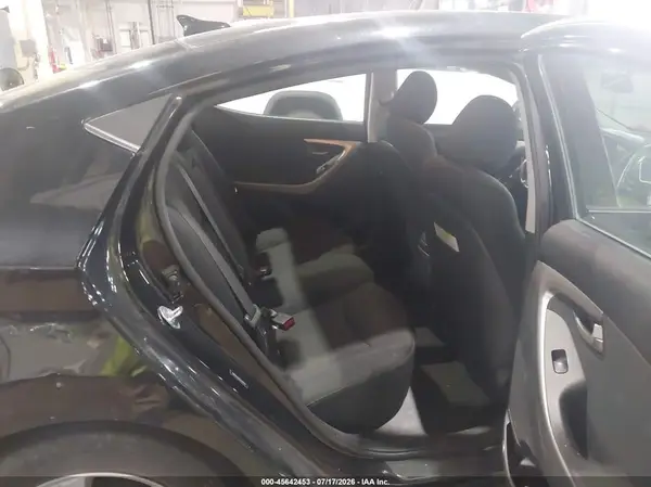 5NPDH4AE6GH784144 2016 HYUNDAI ELANTRA - Image 8