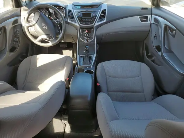 5NPDH4AE6GH784628 2016 HYUNDAI ELANTRA - Image 8