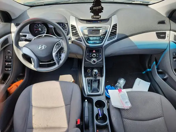 5NPDH4AE6GH786296 2016 HYUNDAI ELANTRA - Image 8