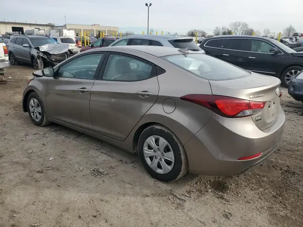 5NPDH4AE6GH786525 2016 HYUNDAI ELANTRA - Image 2