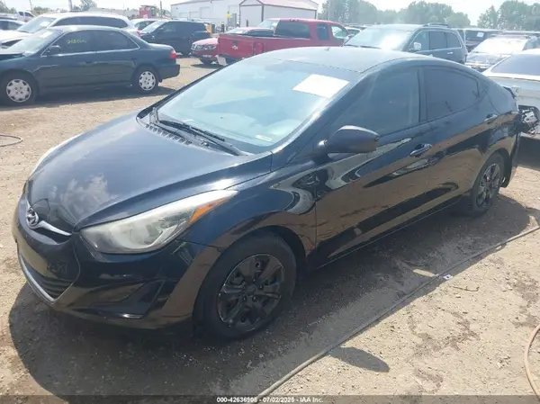 5NPDH4AE6GH786962 2016 HYUNDAI ELANTRA - Image 2