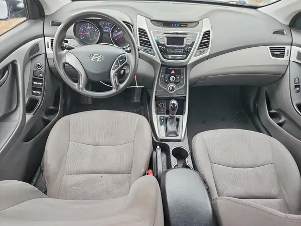5NPDH4AE6GH787092 2016 HYUNDAI ELANTRA - Image 8
