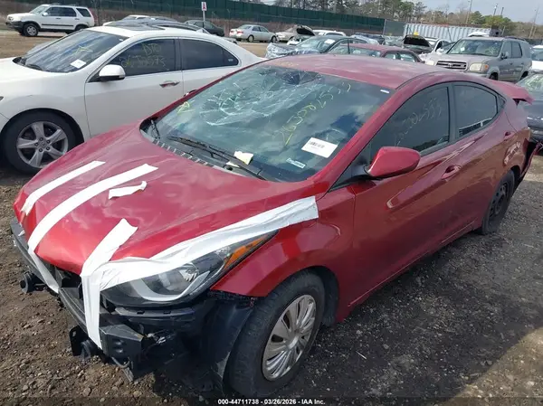5NPDH4AE6GH787402 2016 HYUNDAI ELANTRA - Image 2
