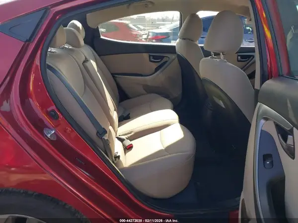5NPDH4AE6GH788467 2016 HYUNDAI ELANTRA - Image 8