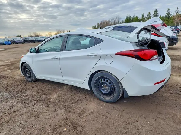 5NPDH4AE6GH792034 2016 HYUNDAI ELANTRA - Image 2
