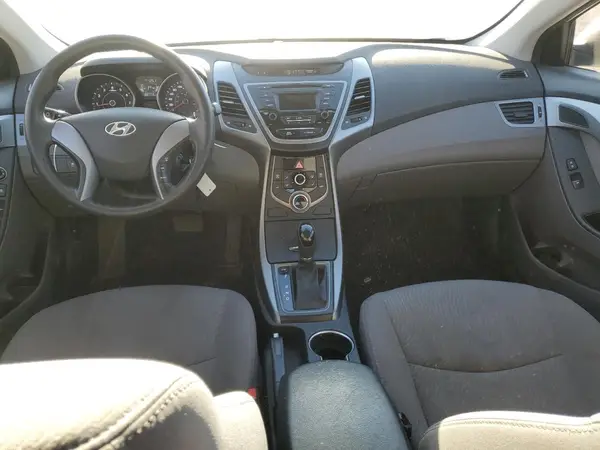 5NPDH4AE6GH792888 2016 HYUNDAI ELANTRA - Image 8