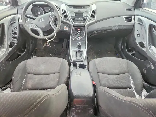 5NPDH4AE6GH793281 2016 HYUNDAI ELANTRA - Image 8