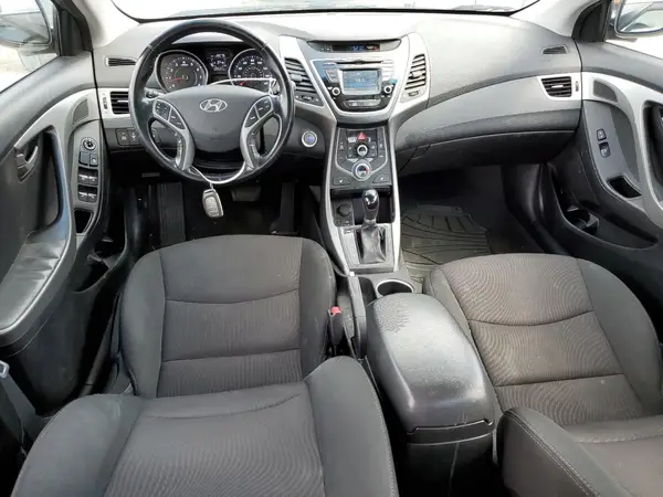 5NPDH4AE6GH795550 2016 HYUNDAI ELANTRA - Image 8