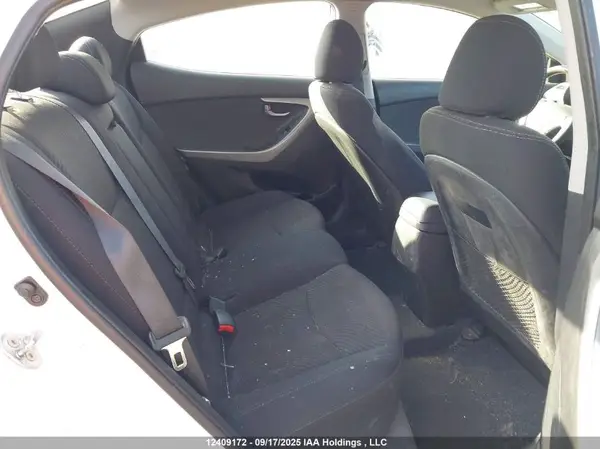 5NPDH4AE6GH798917 2016 HYUNDAI ELANTRA - Image 8