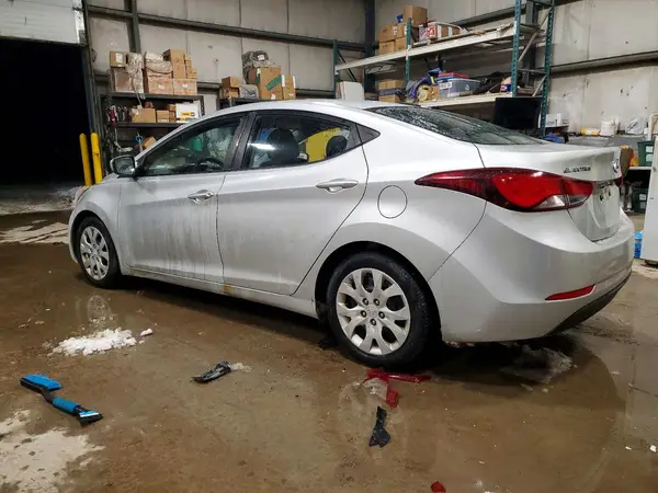 5NPDH4AE7GH655152 2016 HYUNDAI ELANTRA - Image 2