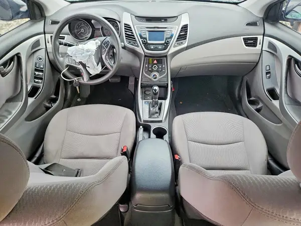 5NPDH4AE7GH655605 2016 HYUNDAI ELANTRA - Image 8