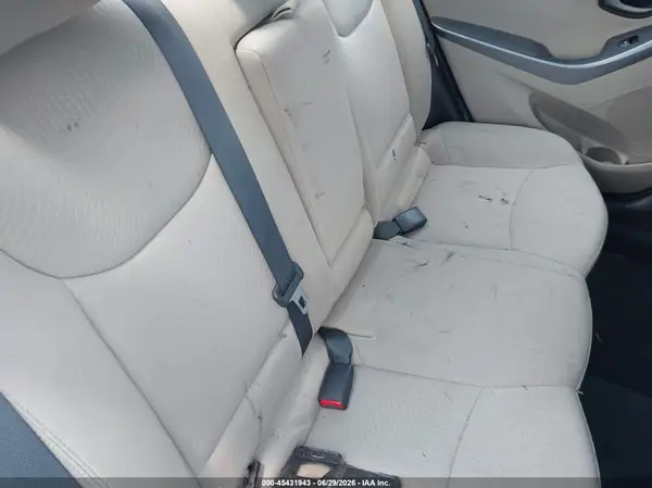 5NPDH4AE7GH656043 2016 HYUNDAI ELANTRA - Image 8