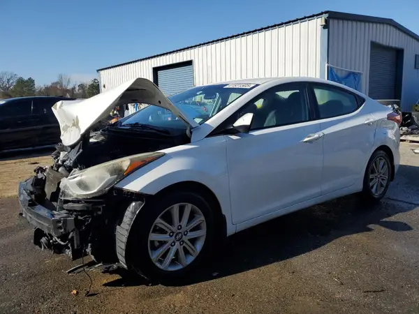 5NPDH4AE7GH656799 2016 HYUNDAI ELANTRA - Image 1