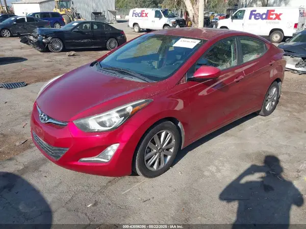5NPDH4AE7GH658665 2016 HYUNDAI ELANTRA - Image 2