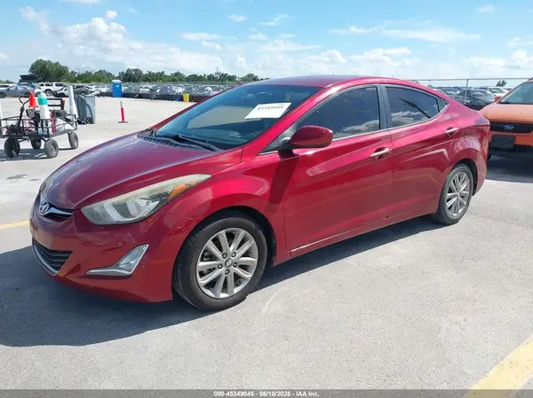 5NPDH4AE7GH659492 2016 HYUNDAI ELANTRA - Image 2