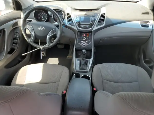 5NPDH4AE7GH659752 2016 HYUNDAI ELANTRA - Image 8