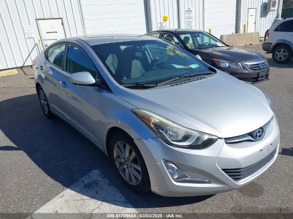 5NPDH4AE7GH662098 2016 HYUNDAI ELANTRA - Image 1