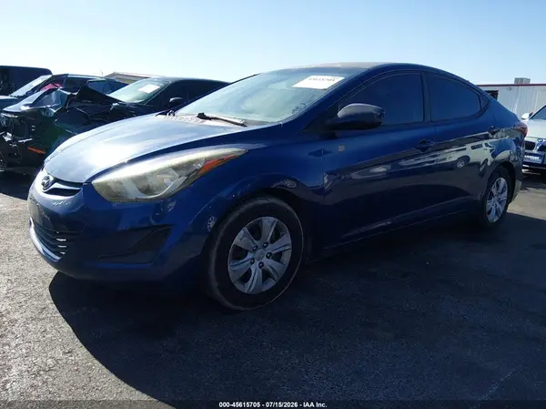 5NPDH4AE7GH664661 2016 HYUNDAI ELANTRA - Image 2