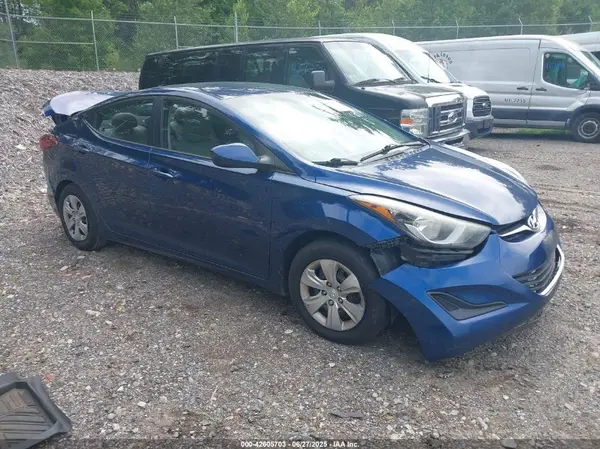 5NPDH4AE7GH664692 2016 HYUNDAI ELANTRA - Image 1