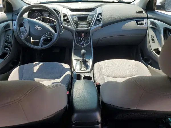 5NPDH4AE7GH664840 2016 HYUNDAI ELANTRA - Image 8